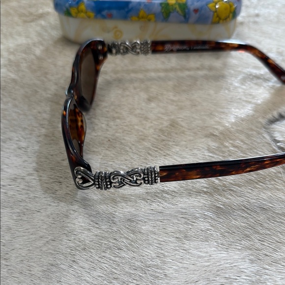Brighton Brown Tortoiseshell Sunglasses - Picture 2 of 3